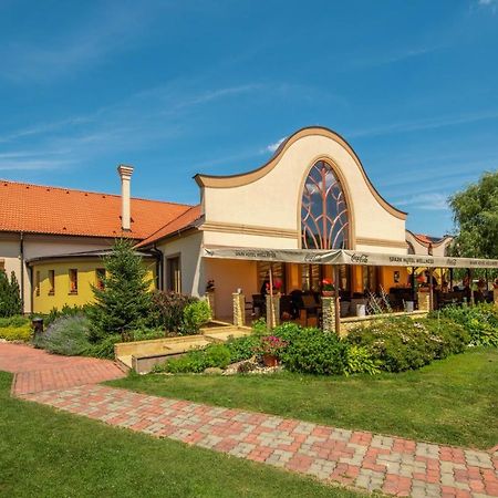 Wellness Hotel Spark Malacky Zewnętrze zdjęcie