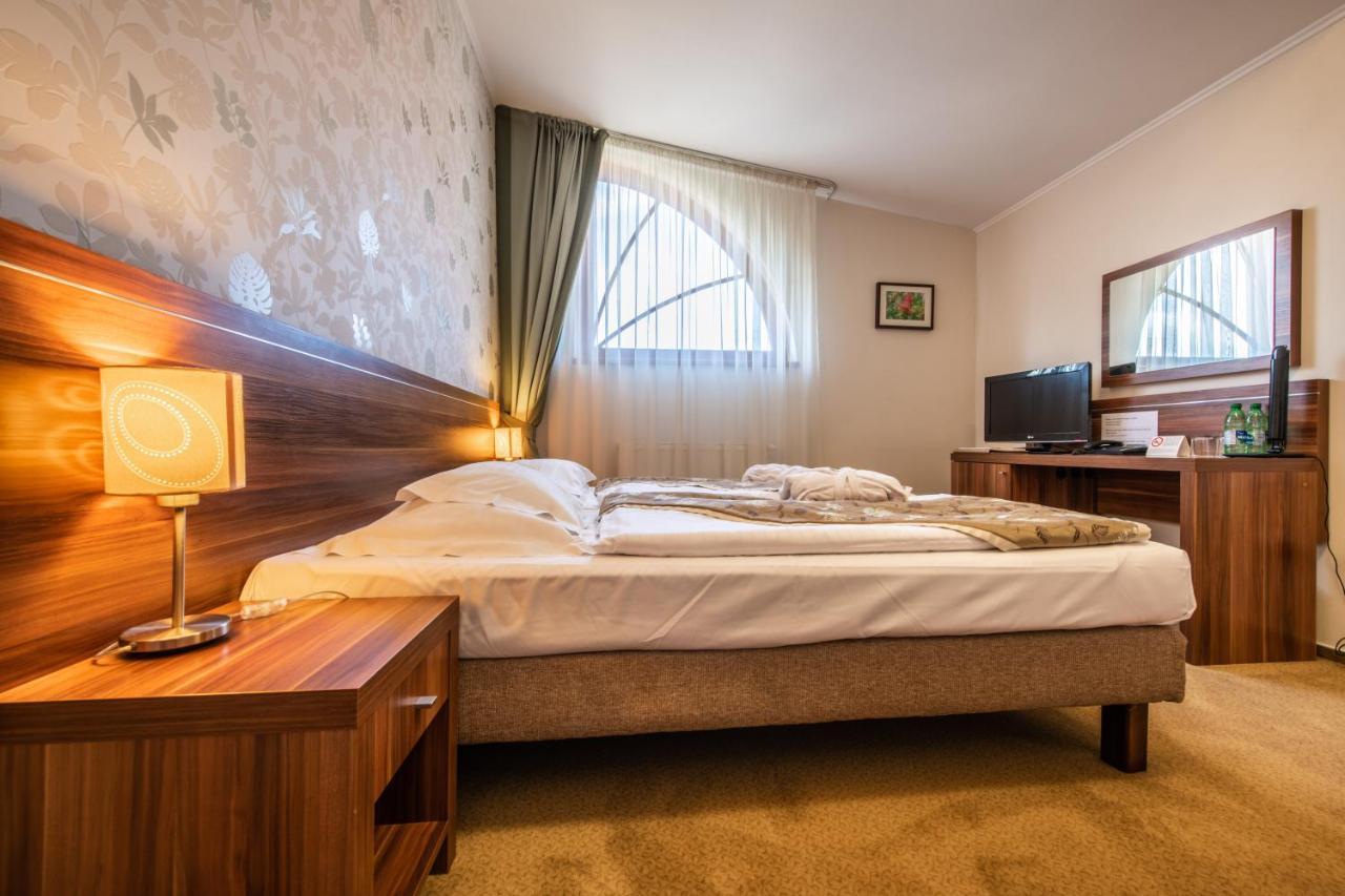 Wellness Hotel Spark Malacky Zewnętrze zdjęcie
