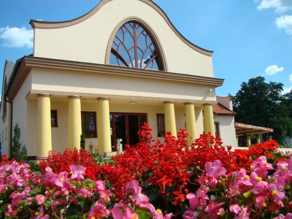 Wellness Hotel Spark Malacky Zewnętrze zdjęcie