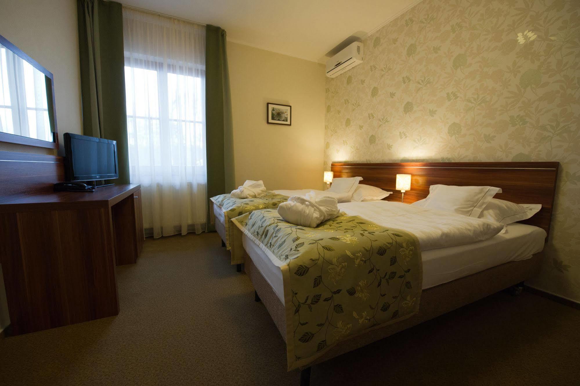 Wellness Hotel Spark Malacky Zewnętrze zdjęcie